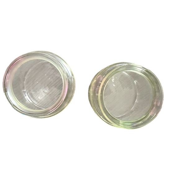 Vintage 1960s Pyrex Salt & Pepper Shakers – Green Tops – New in Box - Picture 5 of 14